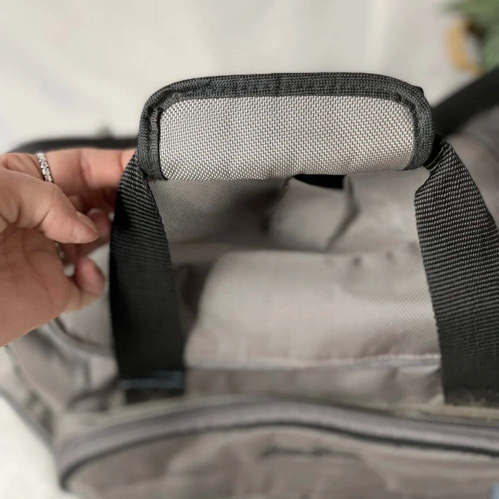 Eddie Bauer diaper bag with many pockets. Duffel.